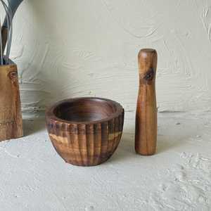 Pilon à ail en bois naturel, fabriqué à Dongguan, broyeur manuel d'ail et d'herbes, outil de cuisine artisanal - Product Image 4