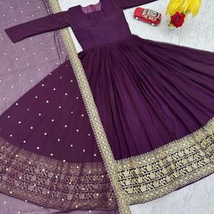 Elegante Vestido de Georgette con Bordado Pesado y Lentejuelas, con Dupatta Bordada, para Bodas y Fiestas - Product Image 5