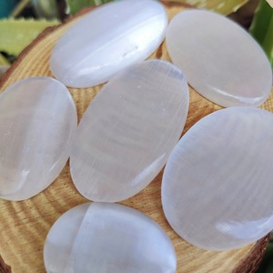 Selenite naturelle, pierre précieuse en cabochon, pierre pour la fabrication de bijoux - Product Image 4