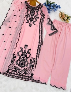 Conjunto de Kurta KV Rosa Bordado en Georgette, Estilo Indio-Pakistaní, Manga Larga, Largo hasta el Suelo, con Diseño Floral, Elegante para Fiestas y Bodas - Product Image 6