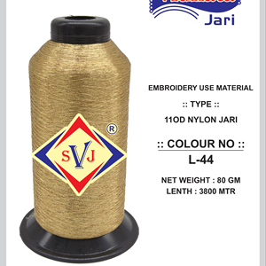 Hilo de Nailon de Alta Tenacidad SHREE VIDHATA JARI 110D 5900 MTR, Hilo Metálico con Textura Dorada para la Industria Textil - Product Image 1