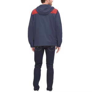 เสื้อแจ็คเก็ตกันลมผู้ชายสั่งทำขายส่งจากโรงงาน ผลิตจากโพลีเอสเตอร์ 100% เป็นมิตรกับสิ่งแวดล้อม แบบสองด้าน กันน้ำ กันลม พิมพ์ลาย ซิป - Product Image 2