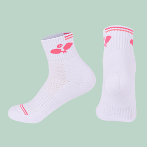 Chaussettes de sport pour femmes ODM en spandex/nylon épais, blanches, avec logo de tennis personnalisé, respirantes, en coton tricoté, pour adultes, sports d'été - Product Image 4