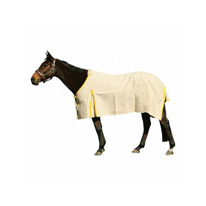Manta para Caballo de Lona con Ribete Amarillo y Correas Ajustables para Uso en Exteriores - Product Image 1