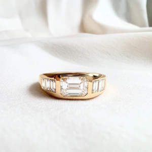 Anillo de Compromiso/Boda Vintage de Oro Amarillo de 14k con Corte Esmeralda Cultivado en Laboratorio IGI, Unisex, Oro Amarillo Fino, Ideal para Aniversarios y Fiestas - Product Image 2