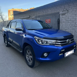Toyota Hilux Usada, Automática, Volante a la Izquierda y Derecha, Mejor Precio, Envío Rápido Disponible para la Venta - Product Image 2