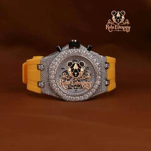 Reloj de moda para hombre con correa de silicona moldeada y esfera multinivel - Product Image 4