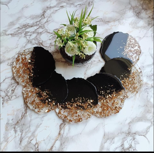 Juego de posavasos de resina con copos dorados, decoración moderna para el hogar, proveedor de regalos de Blossom Craft India - Product Image 2