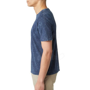 Camiseta de Moda Urbana con Lavado Ácido para Hombre, Tela de Algodón Lavado de Tacto Suave, Corte Relajado, Cómoda y Casual - Product Image 3
