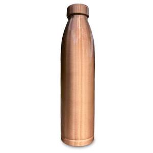 Bouteille d'eau en cuivre épurée, surface satinée, étanche, gourde métallique pour le quotidien, compagnon de voyage et de bureau - Product Image 4