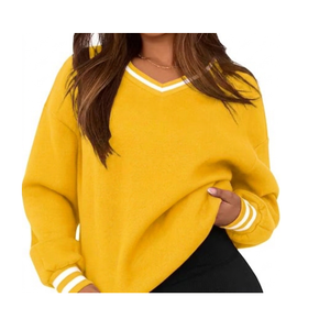 Sudadera de Cuello en V Extra Grande para Mujer de Alta Calidad de KUZAN Enterprises, Color Sólido, Manga Larga, 100% Algodón Tejido, Informal para Otoño - Product Image 3