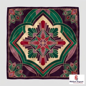 Écharpe carrée imprimée de haute qualité, légère et tendance, fabricant OEM ODM, produits textiles personnalisés de l'île de Prince Edward - Product Image 6