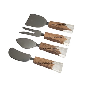 Miroir qualité bois et résine fait poignée créative et acier inoxydable avec spatule à beurre en métal plaqué argent couteaux cuisine à domicile - Product Image 1