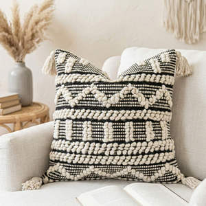 Funda de Cojín Boho Tejida a Mano, Cuadrada, 18x18, con Textura Chevron, para Sofá, con Flecos Decorativos - Product Image 4