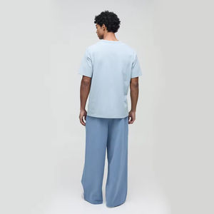 กางเกงวอร์มขายส่งปี 2026 ทรงขาบาน ผ้าหนา มีกระเป๋าข้าง รับสกรีนโลโก้ กางเกงวอร์มทรงหลวมสไตล์สตรีทแวร์สำหรับผู้ชายและผู้หญิง - Product Image 2