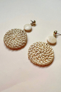 Hot Selling Woven Rattan Hoop Earrings Trendy Handmade Straw Dangle Drop Earrings Jewelry Manufacturer - Product Image 4