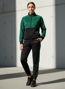 Ensemble d'entraînement de football en gros pour hommes, uniforme de sport adulte, impression par transfert thermique, 100 % polyester, séchage rapide, respirant, coupe courte - Product Image 5