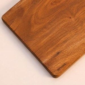 เขียงไม้กระถินณรงค์สำหรับเสิร์ฟอาหารเช้า ขายส่ง |   ถาดครัวทำมือ - Product Image 6