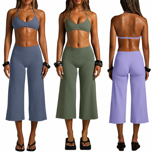 Ensemble 2 pièces sexy pour femme grande taille : haut court imprimé à col halter et pantalon capri large – Tenue décontractée - Product Image 3