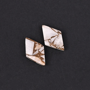Calcite blanche naturelle, cuivre, 13 carats, 20x12mm, forme de cerf-volant, cabochon, pierre précieuse certifiée, non montée - Product Image 3