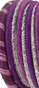 Ensemble de bracelets en fil de soie ethniques faits à la main pour femmes pour mariage - Product Image 4