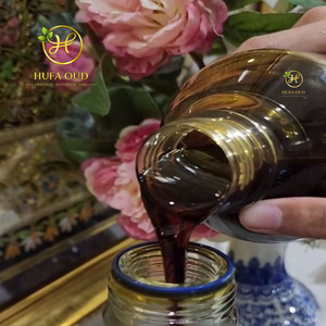 Aceite de Madera de Oud de 40 Años, Aceite Esencial 100% Puro, Aroma Amaderado de Larga Duración para Elaboración de Perfumes, 1000 ml, Uso Corporal - Product Image 1