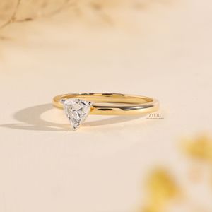 Anillo de Diamante Exclusivo Cultivado en Laboratorio para Colecciones Premium, Especial para Novias, Claridad VVS-VS, Certificado IGI, en Venta para Exportación - Product Image 2
