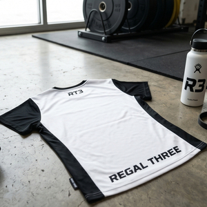 T-shirts de sport pour femmes Regal Three Mesh, manches courtes, séchage rapide, col rond, t-shirt léger en mesh pour femmes - Product Image 6