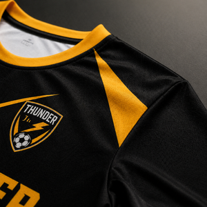 Maillot de football pour jeunes du club Thunder, noir et jaune, sublimé, manches courtes, col rond, respirant, en polyester, tenue d'équipe - Product Image 4