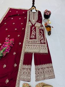 Elegante Salwar Kameez de Seda Color Granate con Bordado Intenso para Bodas y Ocasiones Festivas, Ropa Étnica Tradicional para Mujer - Product Image 1