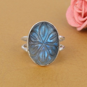 Natural Labradorite Carved Flower Gemstone 925 Sterling Silver Statement Ring Handmade Floral Oval Labradorite Ring for Women - Product Image 2