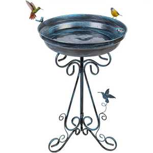 Bain d'oiseaux en métal patiné bleu avec base décorée de colibris, pour jardin extérieur, résistant aux intempéries, station d'eau pour oiseaux sauvages - Product Image 1