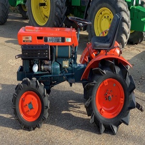 Mini Tractor Kubota B700 Confiable, Potente Tractor Compacto Diésel para Pequeños Agricultores, Propietarios de Jardines y Profesionales de Paisajismo - Product Image 4