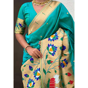 Sari en soie Paithani bleu marine avec grande bordure tissée en zari, concept demi-demi, vêtements indiens et pakistanais - Product Image 3