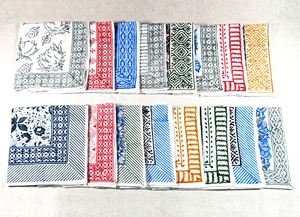 Bandana carrée d'inspiration vintage, motif floral en blocs, en coton respirant, couvre-tête décontracté pour femme, accessoire de cou - Product Image 4