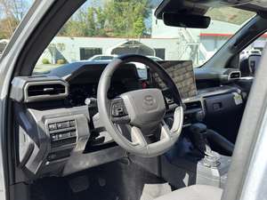 Utilisé 2024 pour Tacoma TRD Off-Road 4x4 DIY OEM avec garantie de 3 ans - Product Image 4