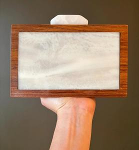 Bolso de Mano de Resina y Madera de Alta Calidad, Personalizado en Color/Tamaño, Diseño Artificial Elegante para el Día de San Valentín - Product Image 1