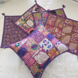 ปลอกหมอนสี่เหลี่ยมงานแฮนด์เมดจาก Keshav Handicrafts ผ้าฝ้าย 100% สไตล์วินเทจโบโฮ ปรับแต่งได้ ปิดแบบซองจดหมาย เหมาะสำหรับใช้ในบ้านและโรงแรม - Product Image 2