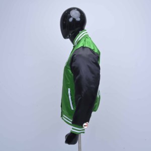 Chaqueta Varsity Verde Satinada para Hombre con Parches Bordados, Mangas Negras, Corte Regular, Cuello Camisero, Ropa Casual de Otoño con OEM - Product Image 3