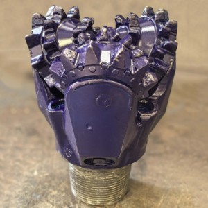 <span class=keywords><strong>Tricone</strong></span> Con lăn đá <span class=keywords><strong>bit</strong></span> 13 <span class=keywords><strong>3</strong></span>/<span class=keywords><strong>4</strong></span> "Thép răng <span class=keywords><strong>tricone</strong></span> khoan <span class=keywords><strong>bit</strong></span> cho nước cũng khoan - Product Image 5