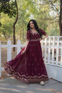 Robe Anarkali longue brodée bordeaux pour femme, tenue traditionnelle indienne et pakistanaise pour mariage, en polyester, coupe ample, toutes saisons - Product Image 2