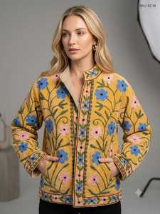 Chaqueta Reversible de Terciopelo Amarillo Mostaza para Mujer, Bordada con Diseño Suzani, Mangas Largas, Cuello Mandarín, Estilo Boho - Product Image 4