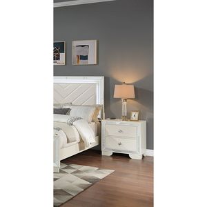 Comodino Classico di Lusso in Legno Crema con 2 Cassetti e Pannello in Vetro a Specchio, Arredamento Camera da Letto - Product Image 3