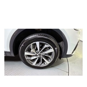 Audi Q5 45 TFSI Quattro Sportback 2023, 40,931 km, Asientos de Cuero, Volante a la Izquierda, Cámara Trasera - Product Image 5