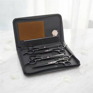 Ensemble de ciseaux de coiffure professionnels Morje Surgical, peigne, lames en acier inoxydable, pour droitiers, manche long, 28 dents, légers - Product Image 1