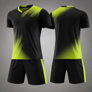 Conjunto de Uniforme de Fútbol Personalizado, 100% Poliéster, Transpirable, de Secado Rápido, para Entrenamiento, Diseño Retro para Adultos, con Pantalones Cortos - Product Image 1