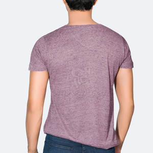 T-shirt pour homme élégant et décontracté à col en V, en coton premium, tissu doux et respirant pour un look streetwear - Product Image 6