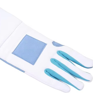 Gants de feutysage rembourrés avec grip pour l'entraînement et les tournois d'épée et de sabre – Hommes, Femmes, Jeunes - Product Image 1