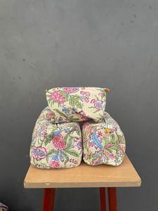 Bolsa de algodón con estampado floral para tres almohadas decorativas de estilo bohemio para uso doméstico, compras diarias y viajes. - Product Image 3