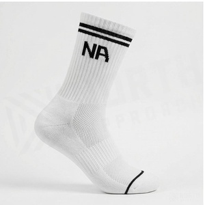 Chaussettes blanches à rayures noires et logo lettre, en coton respirant, pour le basketball, adultes, été - Product Image 3